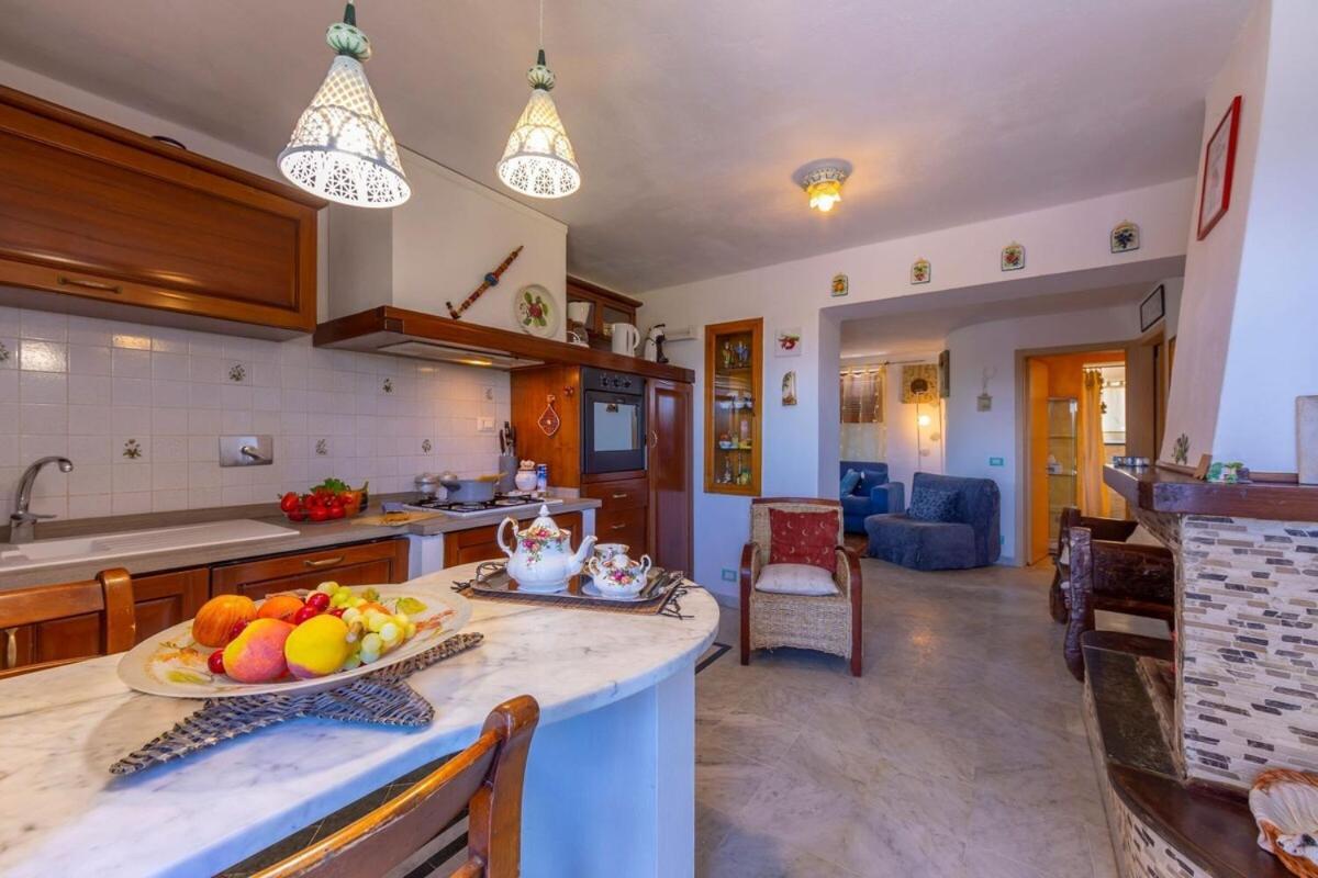 La Casa Fra Gli Ulivi Luxury Apartments With Pool Near Cinque Terre And Tuscany Monte Marcello Ngoại thất bức ảnh