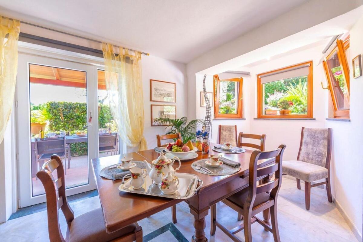 La Casa Fra Gli Ulivi Luxury Apartments With Pool Near Cinque Terre And Tuscany Monte Marcello Ngoại thất bức ảnh