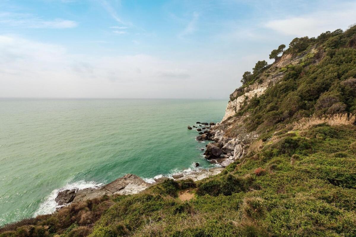 La Casa Fra Gli Ulivi Luxury Apartments With Pool Near Cinque Terre And Tuscany Monte Marcello Ngoại thất bức ảnh